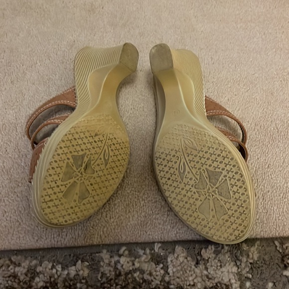 Ladies shoes - Picture 6 of 9